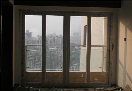 純海岸雅苑-4.jpg 門窗是否隔音跟哪些因素相關?